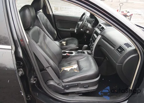 2010 Mercury Milan Premier z USA, uszkodzony, nr VIN 3MEHM0CG8AR613046